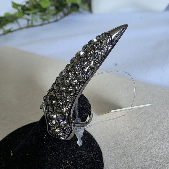 Silver with Rhinestones Claw Midi Ring - Picture 4 of 11